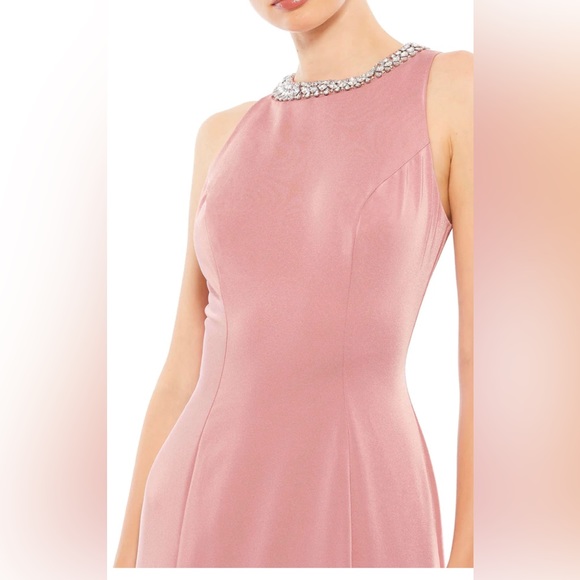 NWOT MAC DUGGAL EMBELLISHED NECK TRUMPET GOWN Sz. 2 - Picture 4 of 10